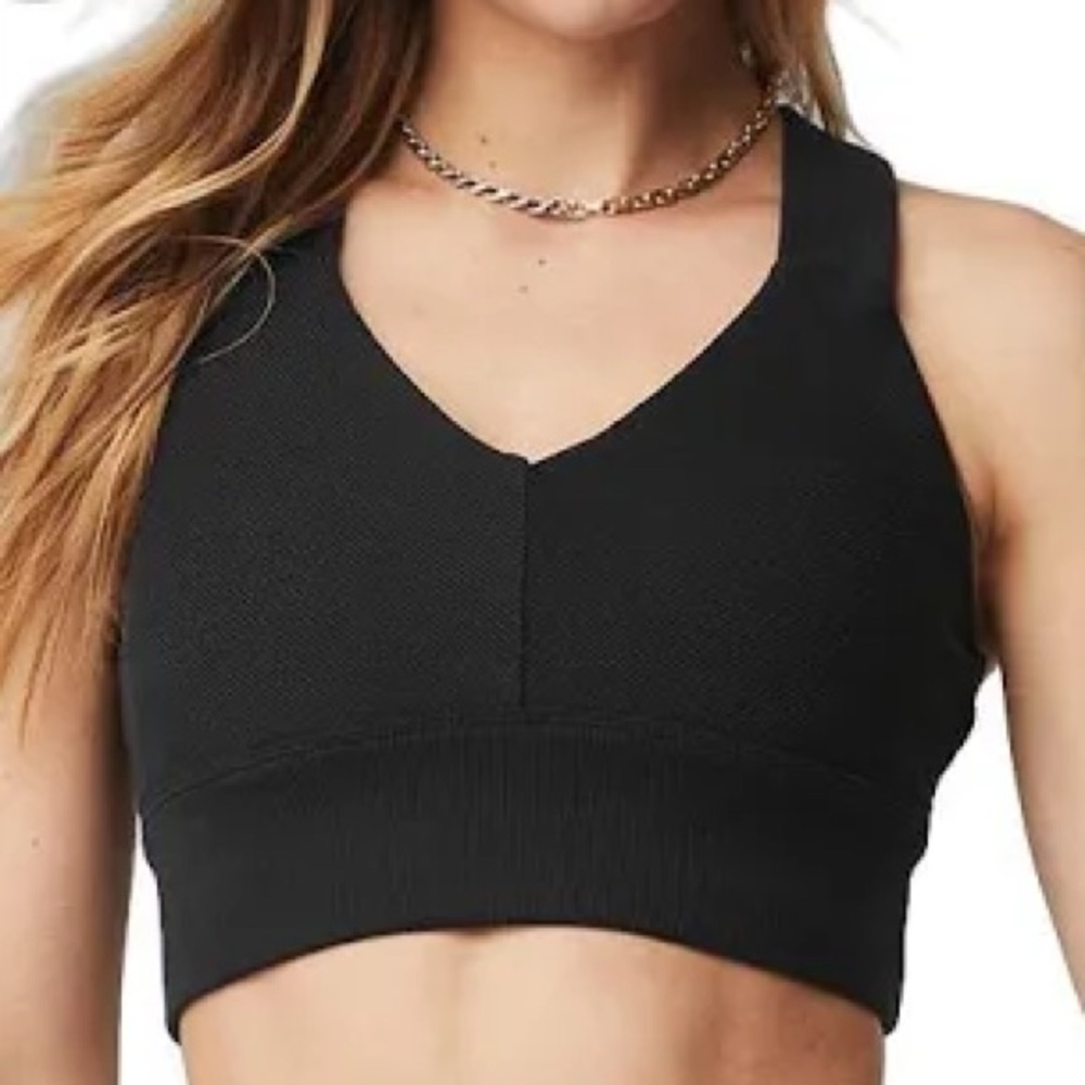 NWOT - Alo Yoga Emulate Ribbed Bra Size Small / Black